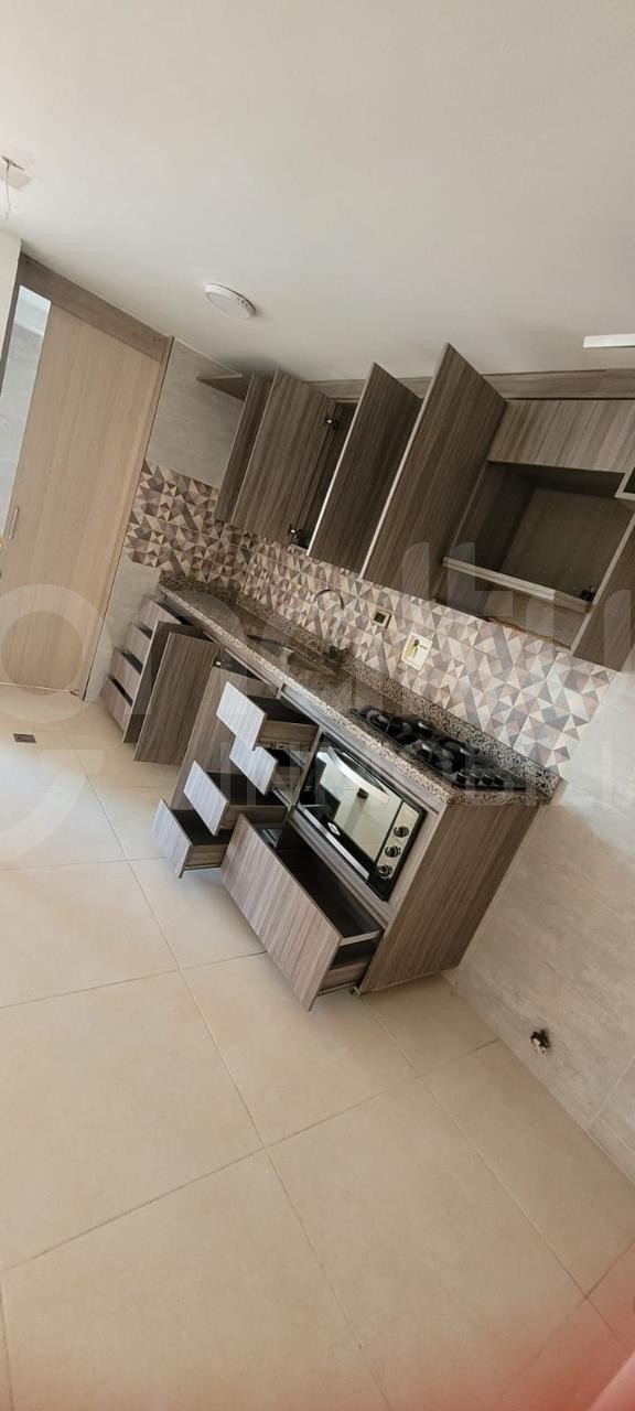 Apartamento en venta en la loma de los bernal medellin